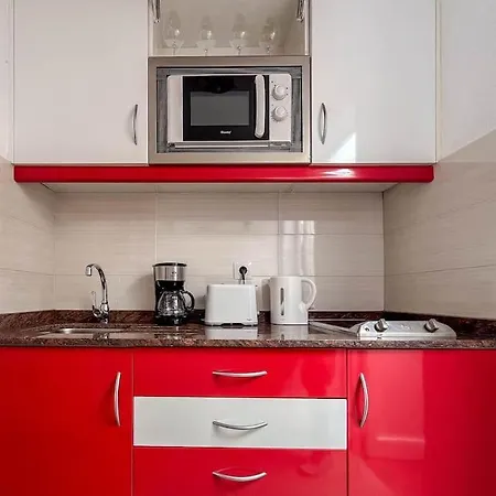 Con Terraza Y Piscina Appartement *